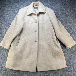 Vintage 80s Bromley Collection Beige Wool Coat